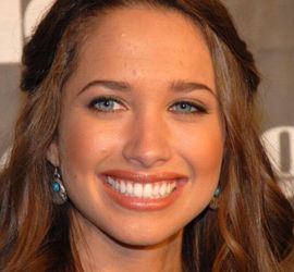 Maiara Walsh